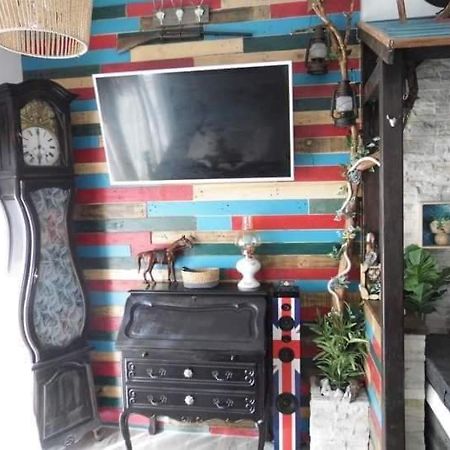 L'Histoire De L'Ouest , Jacuzzi Appartement Dole Luaran gambar